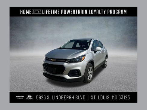 Used 2018 Chevrolet Trax LS FWD image 1