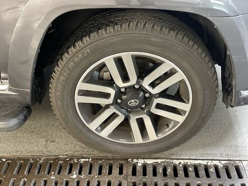 Used 2023 Toyota 4Runner Limited image 6