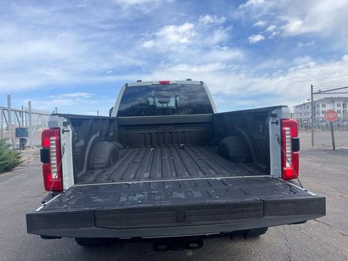 Used 2025 Ford F350 Lariat w/ Black Appearance Package image 10
