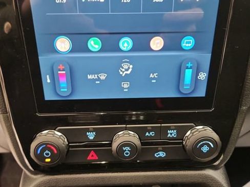 Certified 2024 Ford Ranger XLT w/ Trailer Tow Package AWD/4WD image 10