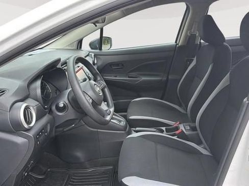 Used 2025 Nissan Versa S w/ S Plus Package FWD image 9