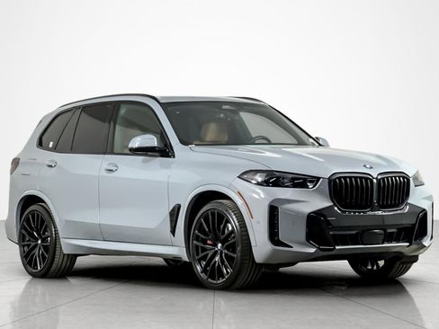Used 2024 BMW X5 xDrive40i w/ M Sport Package AWD/4WD image 7