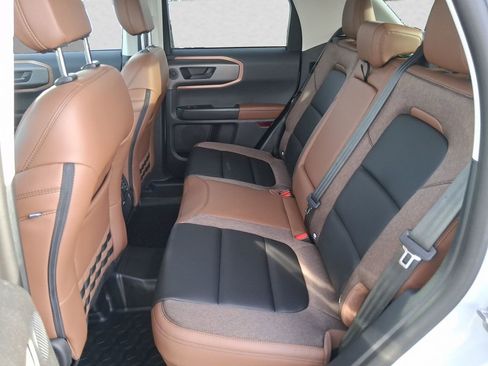 New 2026 Ford Bronco Sport Outer Banks w/ Sasquatch Outer Banks Package AWD/4WD image 17