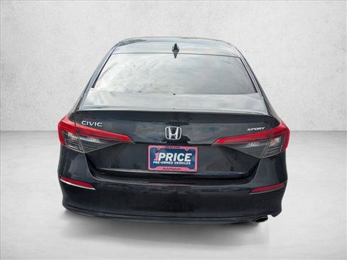 Certified 2022 Honda Civic Sport image 4
