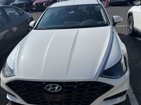 Used 2023 Hyundai Sonata SEL w/ Preferred Accessory Package image 9