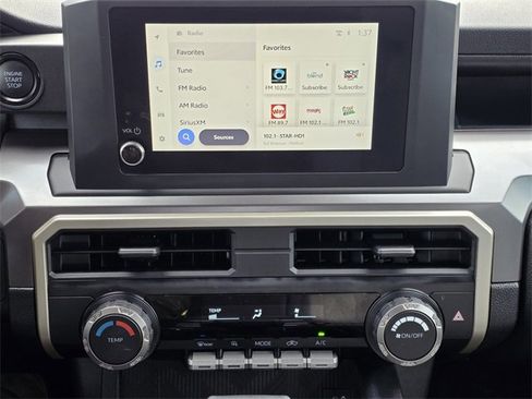 Used 2025 Toyota Tacoma SR5 image 14