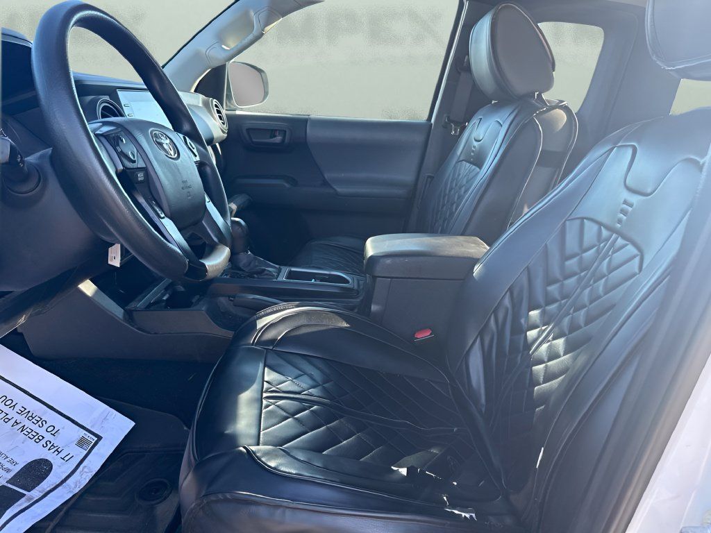 Used 2021 Toyota Tacoma SR RWD image 9