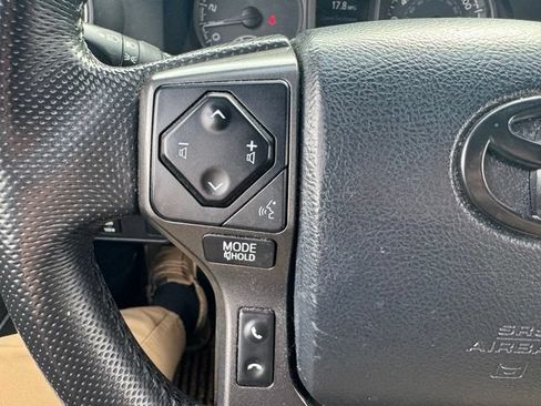Used 2016 Toyota Tacoma TRD Off-Road w/ Towing Package AWD/4WD image 14