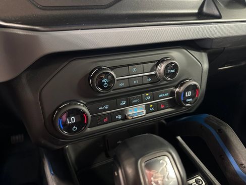 Used 2021 Ford Bronco Black Diamond AWD/4WD image 34