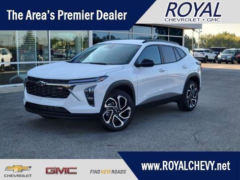 New 2026 Chevrolet Trax RS w/ Driver Confidence Package image 1