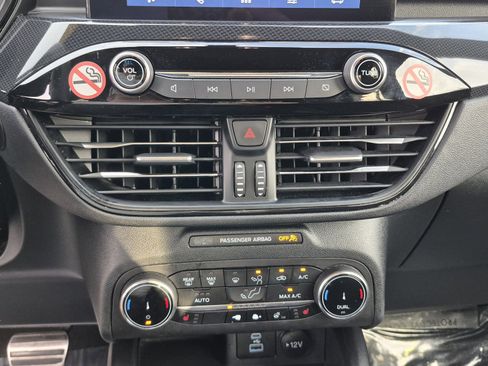 Used 2023 Ford Escape ST-Line AWD/4WD image 27