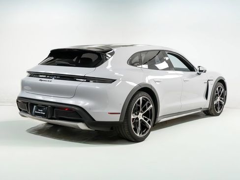Used 2025 Porsche Taycan 4S AWD/4WD image 10