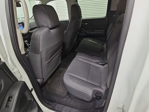 Used 2022 Nissan Frontier SV RWD image 27