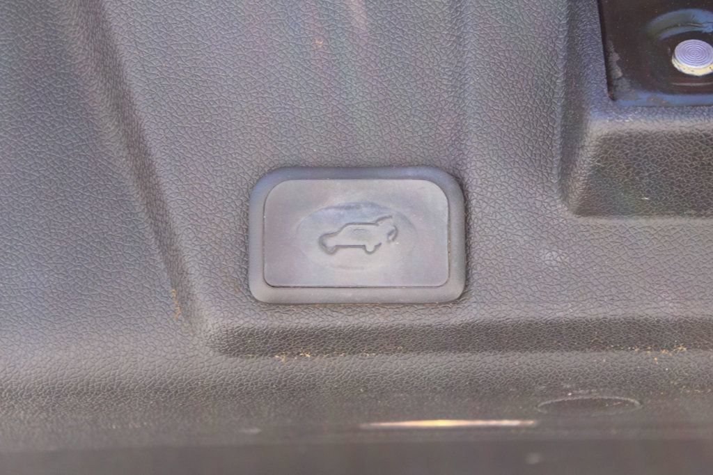 Used 2017 Chevrolet Traverse LT AWD/4WD image 10