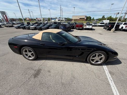 Used 2002 Chevrolet Corvette Convertible w/ Preferred Equipment Group2 image 12
