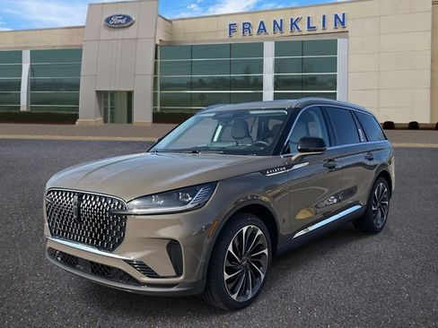 New 2026 Lincoln Aviator Reserve image 3