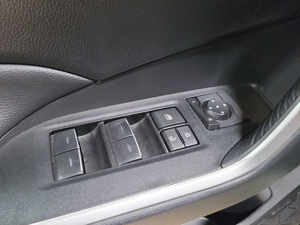 Used 2025 Toyota RAV4 XLE w/ Weather Package AWD/4WD image 14