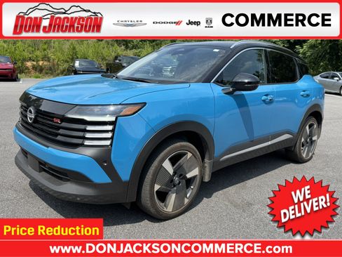 Used 2025 Nissan Kicks SR w/ SR Premium Package FWD image 1