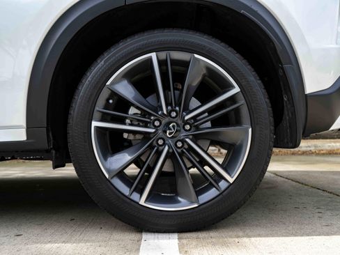 Used 2025 INFINITI QX55 Luxe w/ Cargo Package image 15