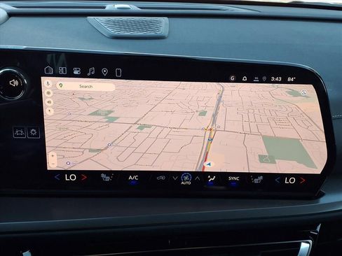 New 2026 Chevrolet Traverse LT w/ Enhanced Driving Package image 10