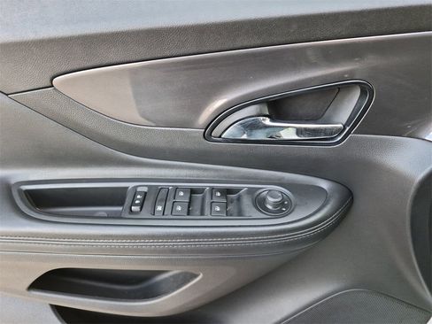 Certified 2021 Buick Encore Preferred image 13