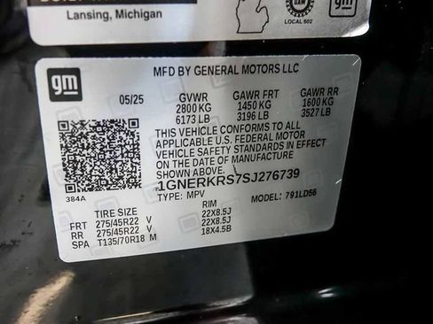 Used 2025 Chevrolet Traverse High Country FWD image 40