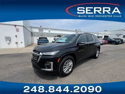Used 2023 Chevrolet Traverse LT AWD/4WD image 1