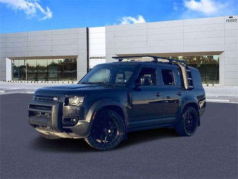 Used 2023 Land Rover Defender 130 SE image 1