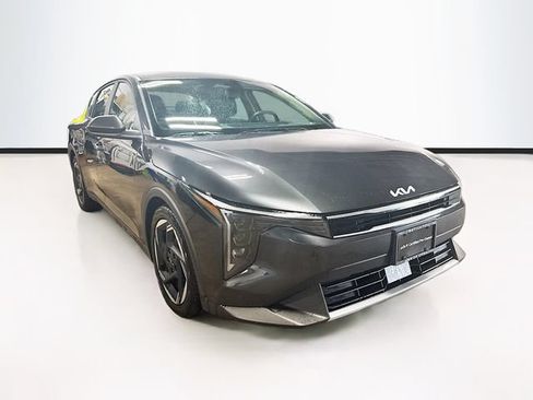 Used 2025 Kia K4 EX FWD image 1