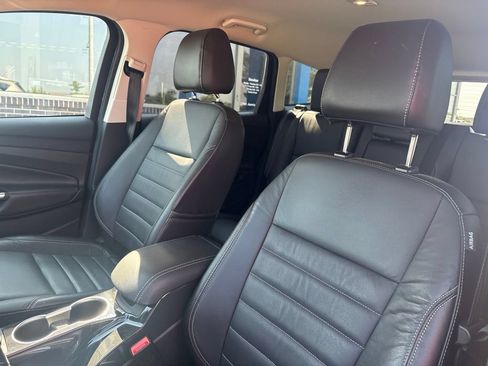 Used 2016 Ford Escape Titanium w/ Equipment Group 301A AWD/4WD image 12