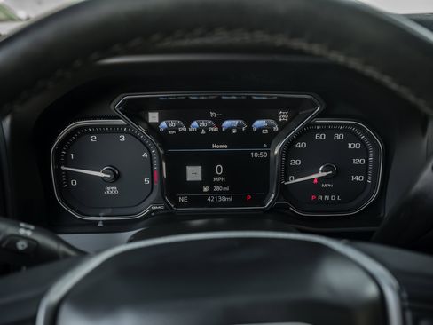 Used 2022 GMC Sierra 2500 Denali w/ Denali Ultimate Package image 32