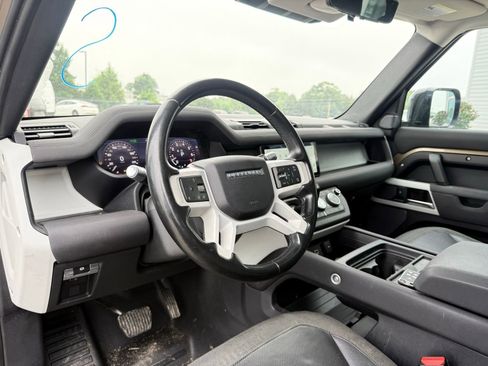 Used 2020 Land Rover Defender 110 SE AWD/4WD image 19