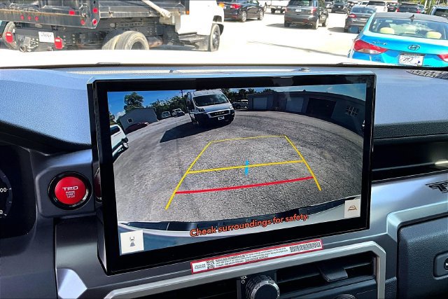 Used 2025 Toyota Tacoma TRD Off-Road AWD/4WD image 22