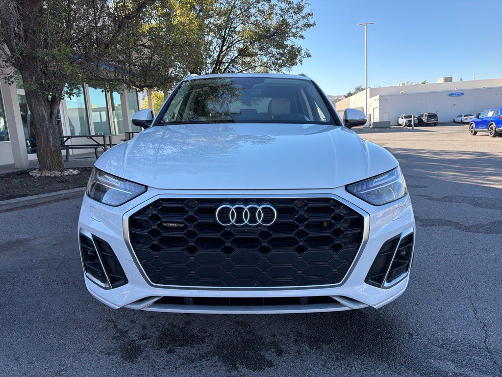 Used 2022 Audi Q5 2.0T Prestige AWD/4WD image 2