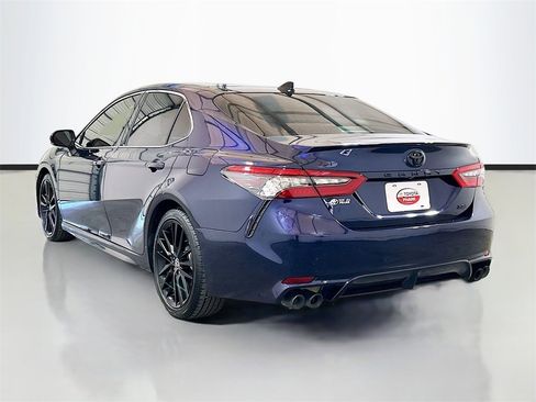 Used 2022 Toyota Camry XSE image 6