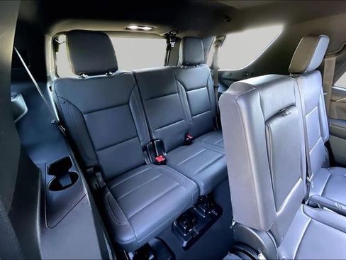 Used 2024 Chevrolet Tahoe LT AWD/4WD image 18