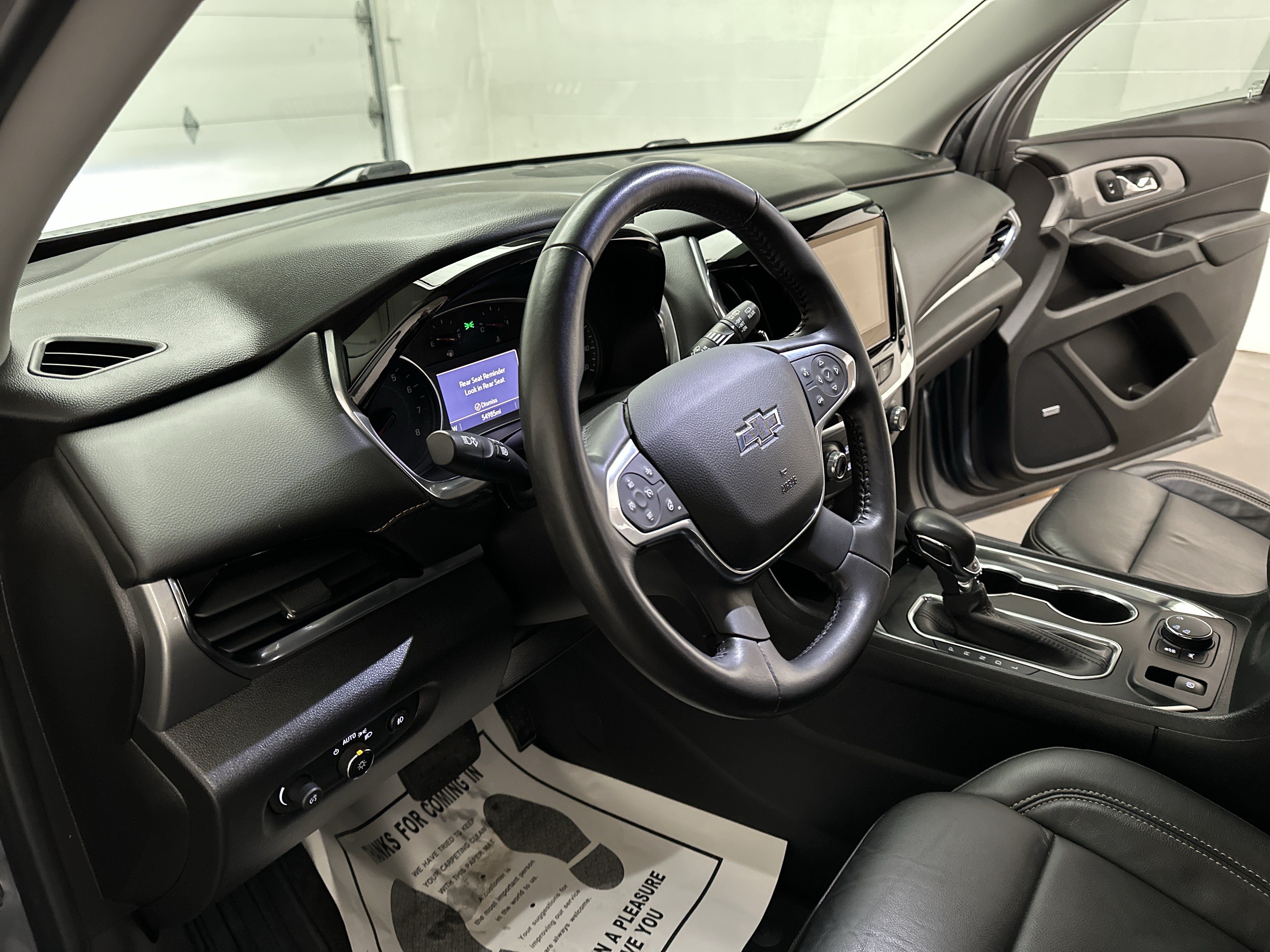 Used 2021 Chevrolet Traverse RS AWD/4WD image 17
