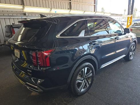 Used 2023 Kia Sorento SX Prestige AWD/4WD image 5
