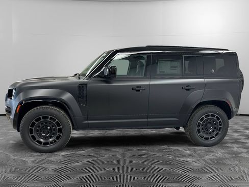 New 2026 Land Rover Defender 110 OCTA AWD/4WD image 2