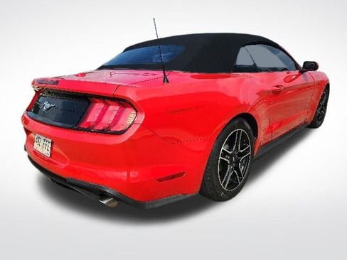 Used 2019 Ford Mustang Convertible RWD image 9