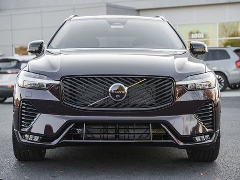 New 2026 Volvo XC60 B5 Ultra w/ Protection Package Premier image 2