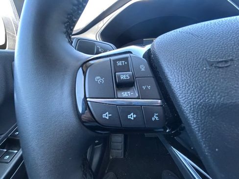 Used 2025 Ford Escape Platinum AWD/4WD image 19