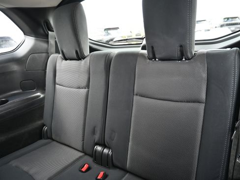 Used 2020 Nissan Pathfinder S image 15