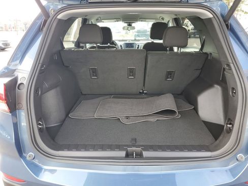 Used 2024 Chevrolet Equinox LT FWD image 30