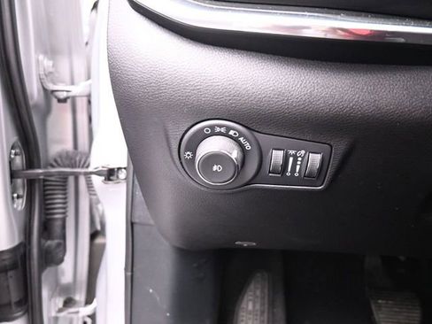 Used 2024 Jeep Compass Limited w/ High Altitude Package image 20