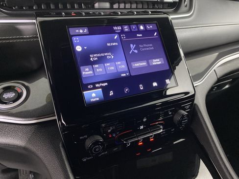 Used 2023 Jeep Grand Cherokee L Laredo image 32