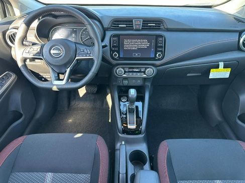 New 2025 Nissan Versa SR w/ Trunk Package image 5