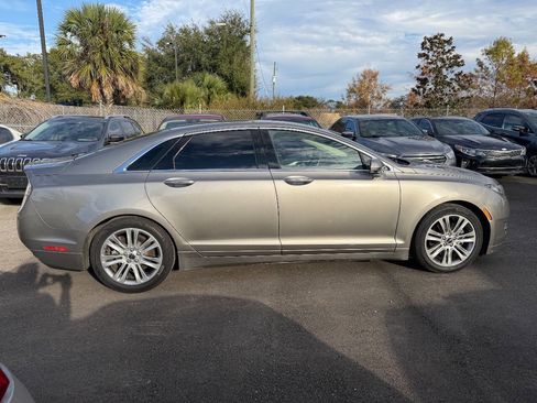Used 2016 Lincoln MKZ Base 4dr Sedan image 5