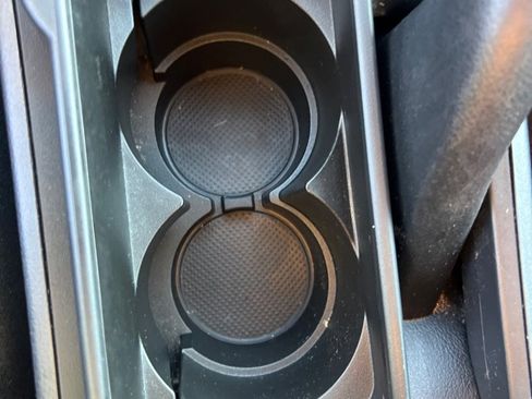 Used 2013 MAZDA MAZDA3 i SV image 33