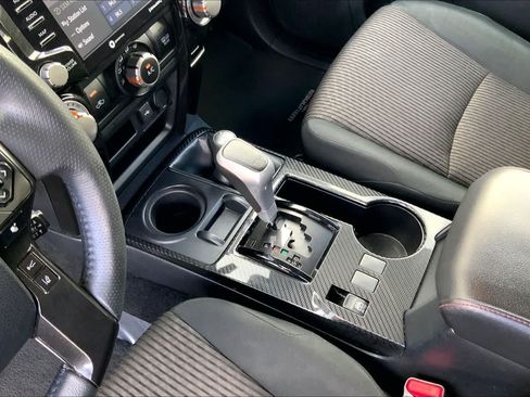 Used 2024 Toyota 4Runner TRD Off-Road AWD/4WD image 16